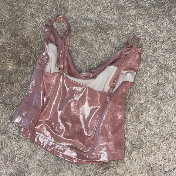 shiny pink tank top - Picture 2 of 3